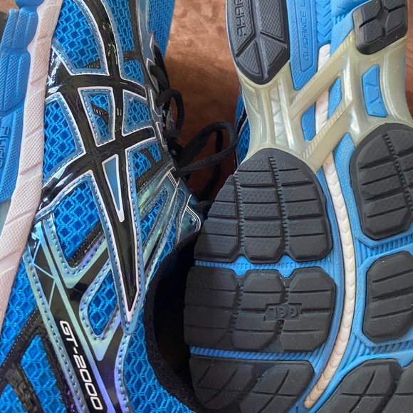 Running shoes - Picture 7 of 7